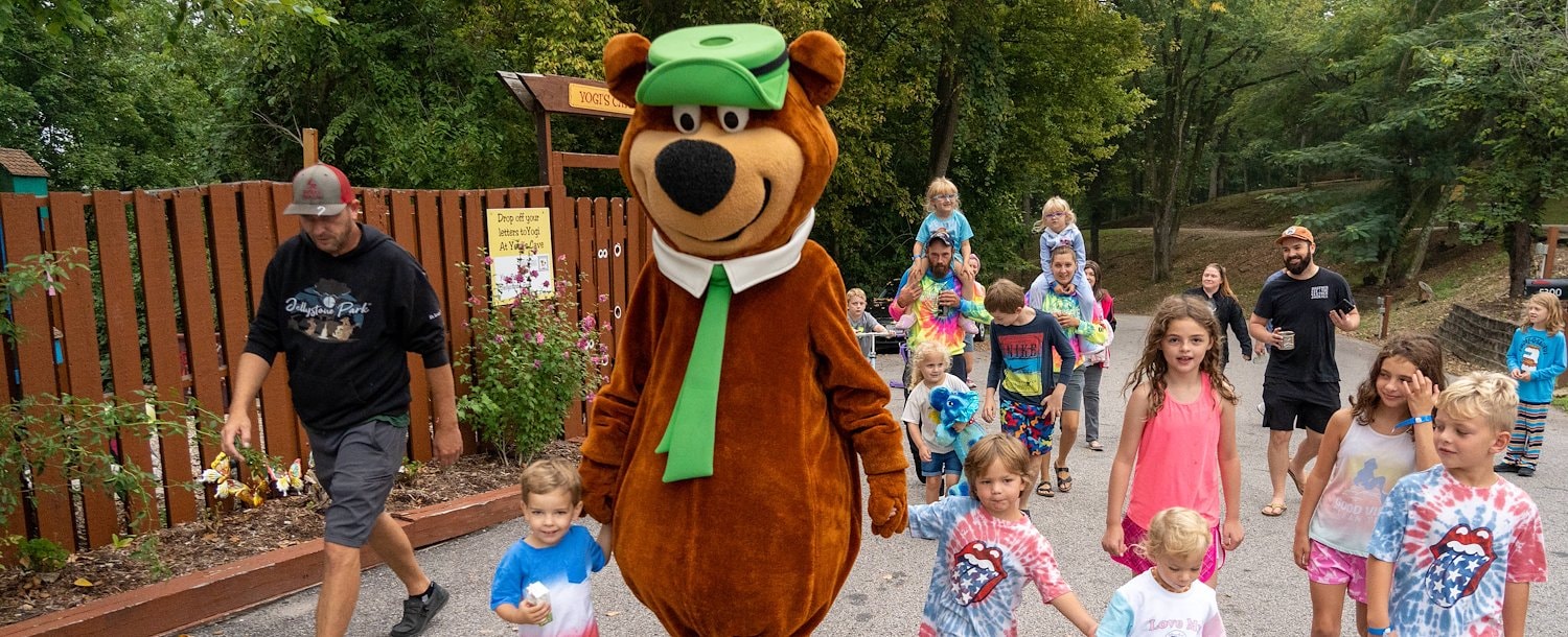 Make New BFFs (Bear Friends Forever) Jellystone Park™ St. Louis West