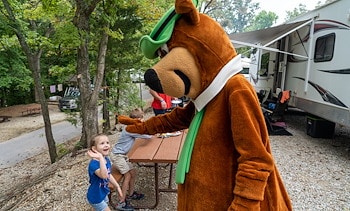 RV Sites at Jellystone Park™ St. Louis Eureka