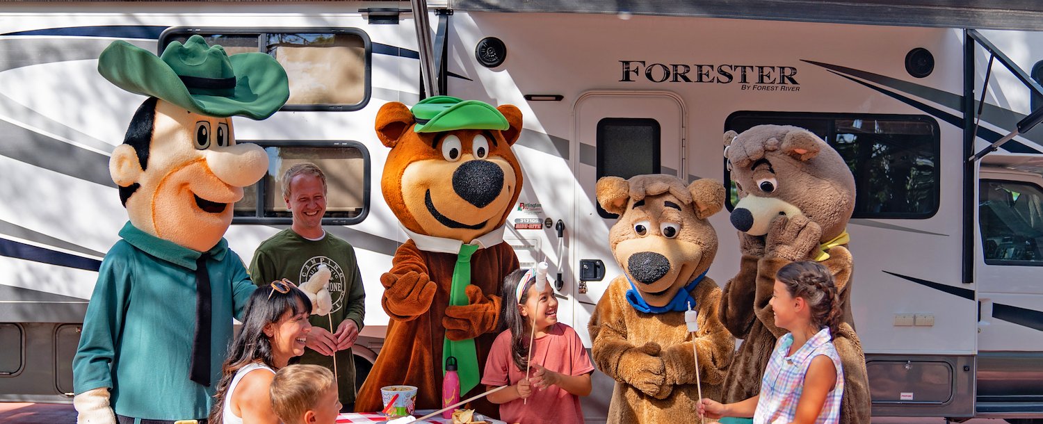 Become BFF’s (Bear Friends Forever) at Jellystone Park™ Woodstock