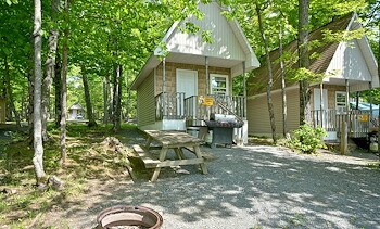 Lodging at Jellystone Park™ Woodstock