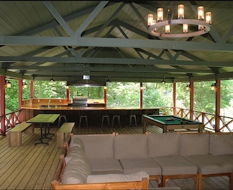 Treetop Pavilion Rental at Jellystone Park™ Golden Valley