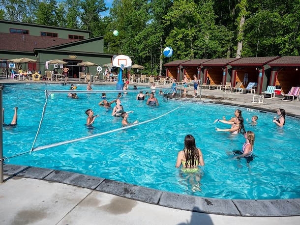 Ranger Smith™ Pool at Jellystone Park™ Golden Valley