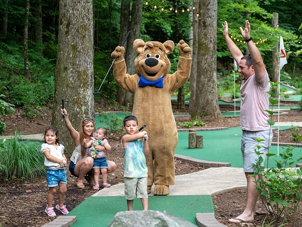 Mini Golf at Jellystone Park™ Golden Valley