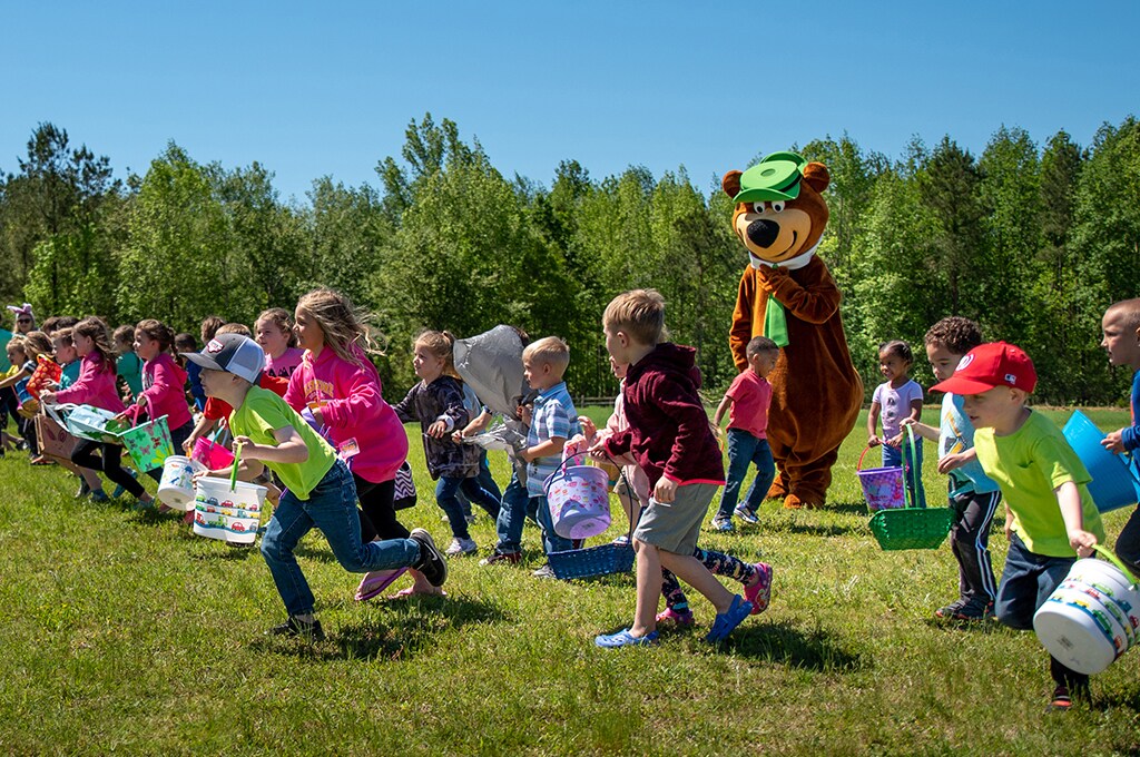 Easter Basket Delivery at Jellystone Park™ Tabor City