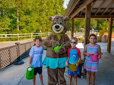 Become BFFs at Jellystone Park™ Tabor City