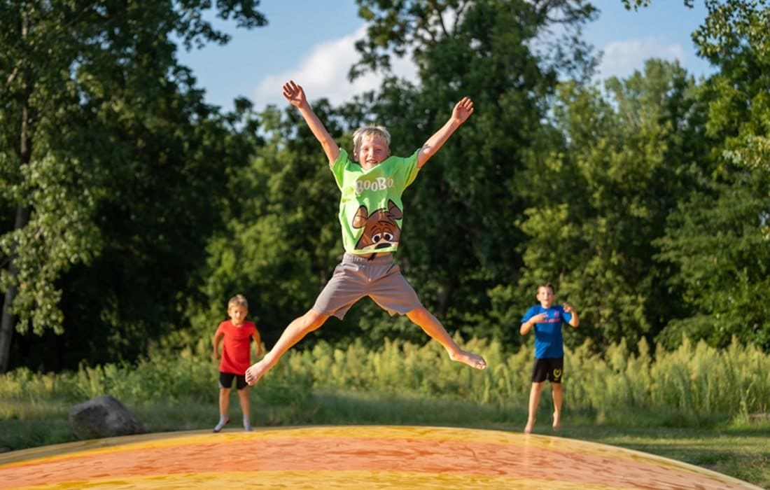 Bounce into Nonstop Smiles at Jellystone Park™ Pigeon Forge