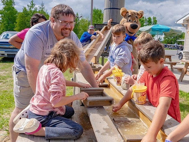 Gem Mining at Jellystone Park™ Texas Hill Country