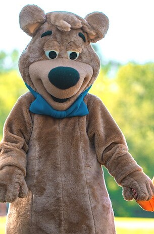 Character Interactions of Jellystone Park™ South Jersey