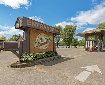 Registration Station at Jellystone Park™ South Jersey
