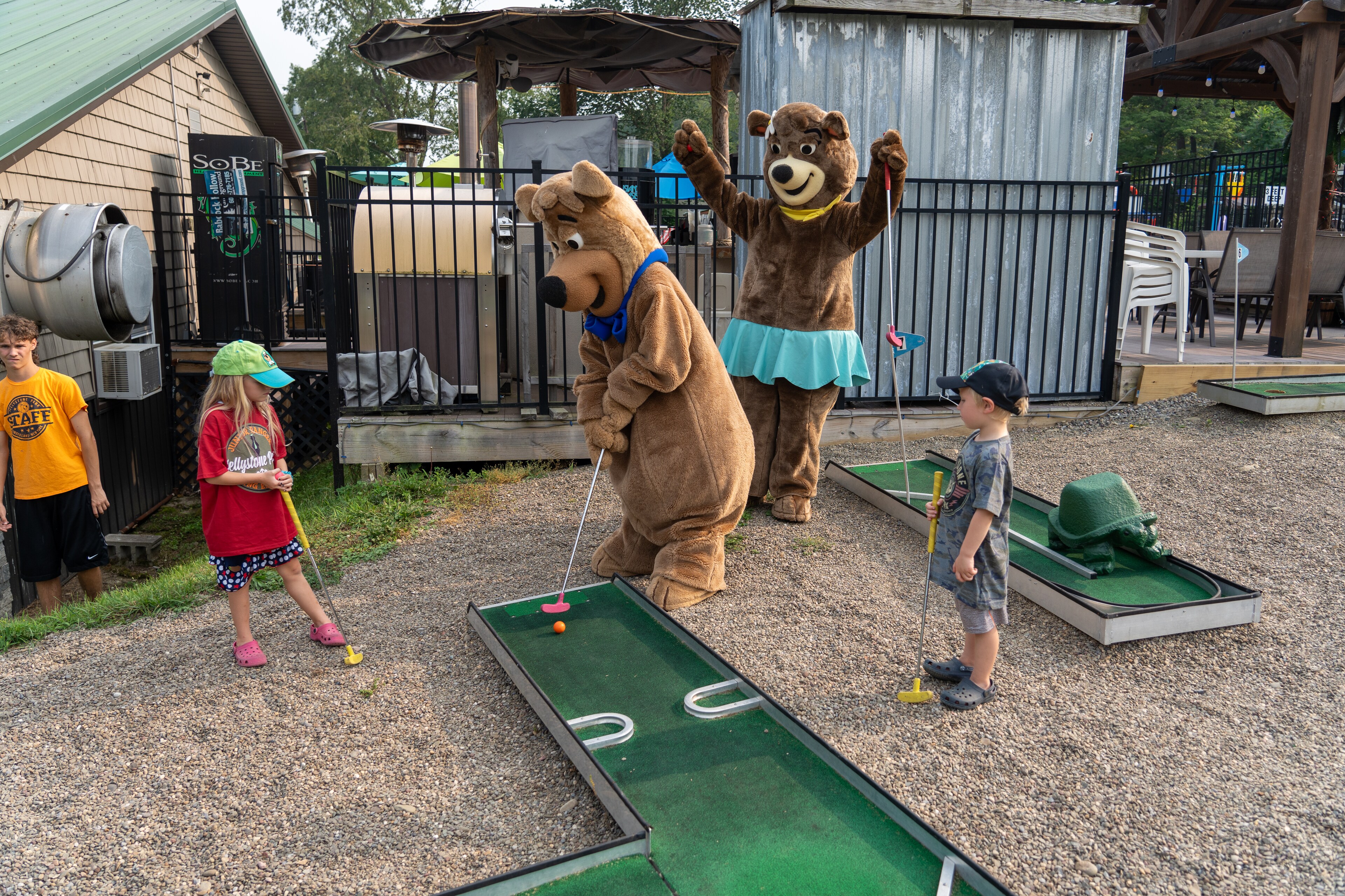 Mini Golf at Jellystone Park™ Finger Lakes