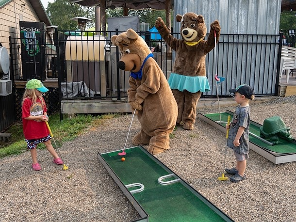 Mini Golf at Jellystone Park™ Finger Lakes