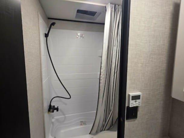 Camper Rental - 6