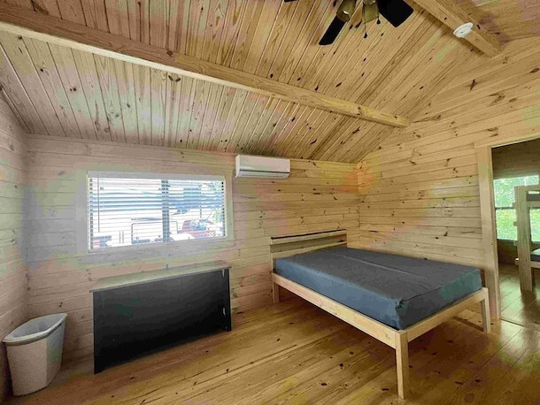 Premium Park Model Rental-NO PETS (Allergy Friendly) - 6