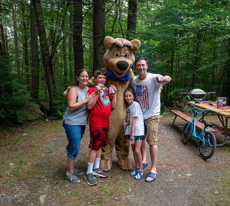 Exciting Deals and Offers at Jellystone Park™ Birchwood Acres