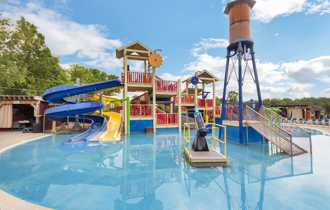 Prepare for a Soaking at Jellystone Park™ Gardiner