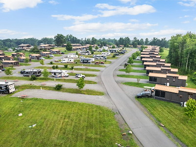 Stay Your Way at Jellystone Park™ Hudson Valley