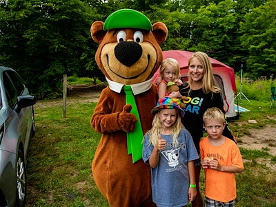 Become BFFs at Jellystone Park™ Syracuse North
