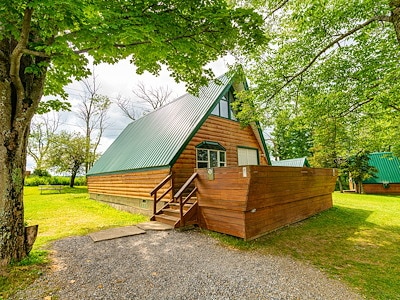 Stay Your Way at Jellystone Park™ Western New York