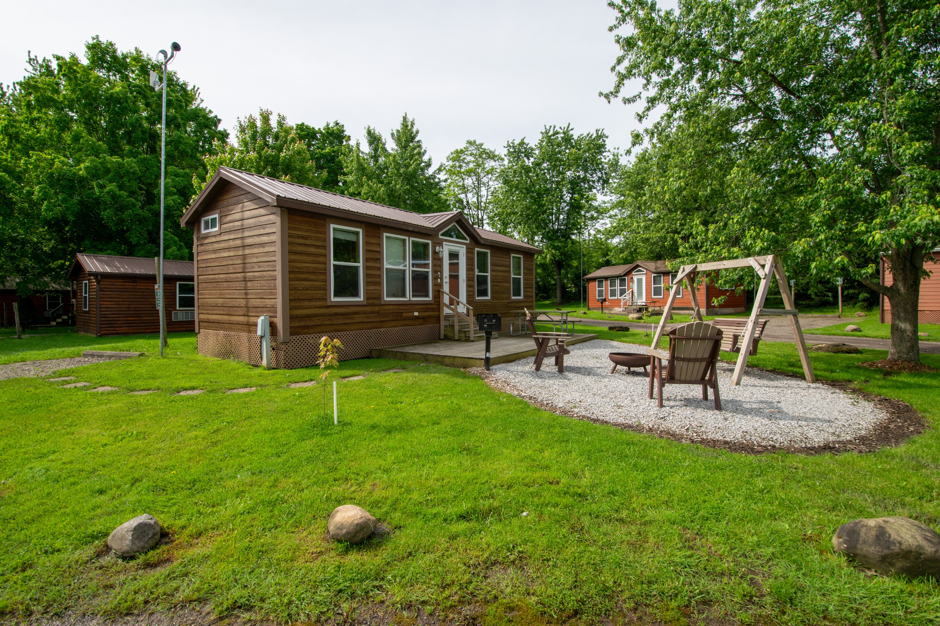 Lodging at Jellystone Park™ Akron Canton