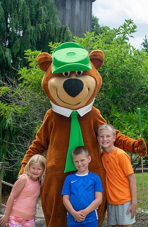 Character Interactions at Jellystone Park, Caledonia
