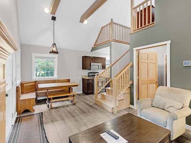 Hemlock Gorge Luxury Manors - 3