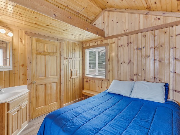 Rustic Deluxe Cabins - 4
