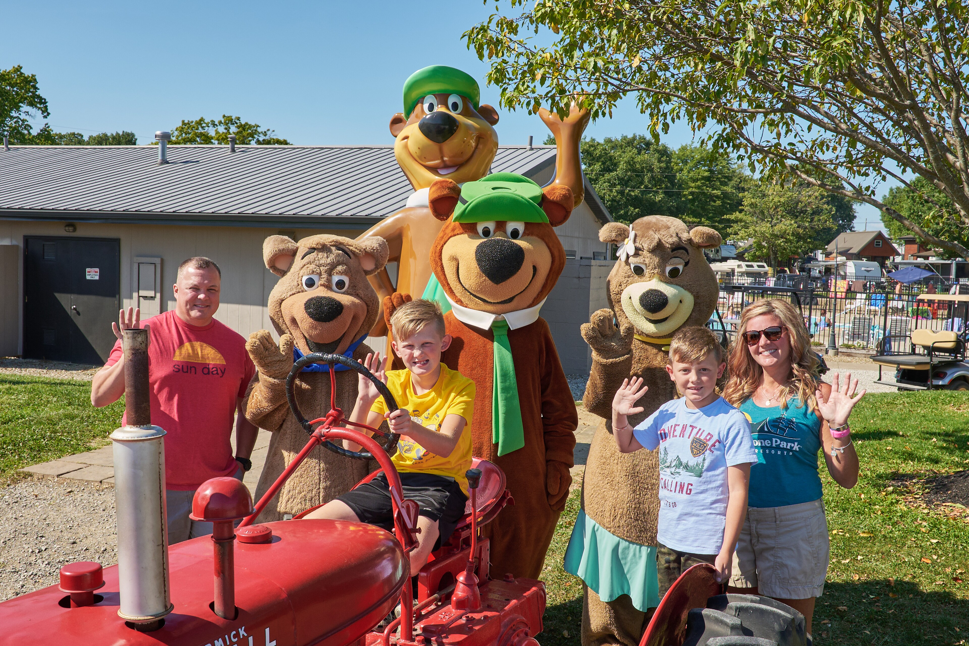 Make New BFFs at Jellystone Park™ Holmes County