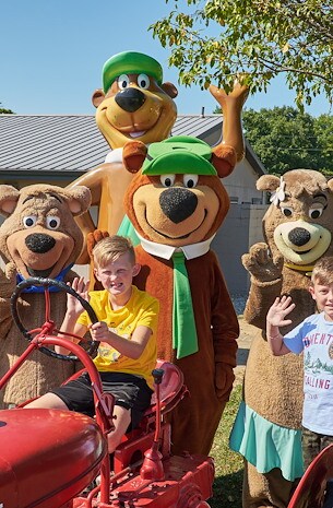 Make New BFFs at Jellystone Park™ Holmes County