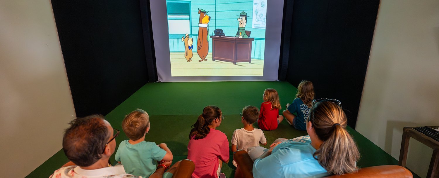 Activities and Characters of Jellystone Park™ Cincinnati