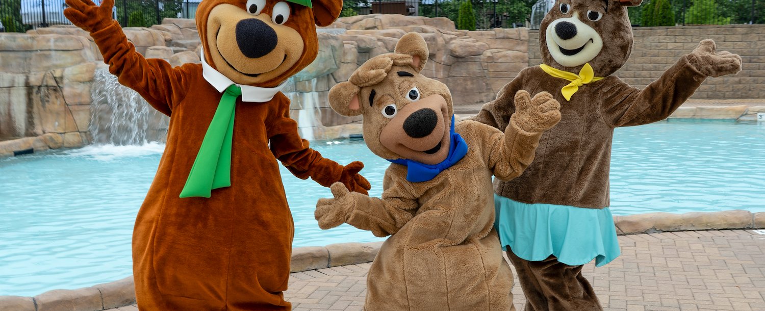 Character Interactions at Jellystone Park™ Cincinnati
