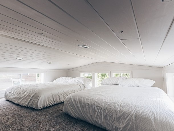 Yogi Bear Cottage at Jellystone Park™ Cincinnati - 4