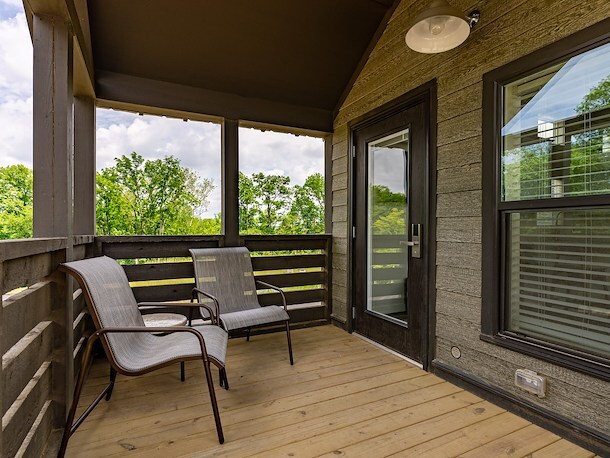 Boo Boo Cottage at Jellystone Park™ Cincinnati - 2