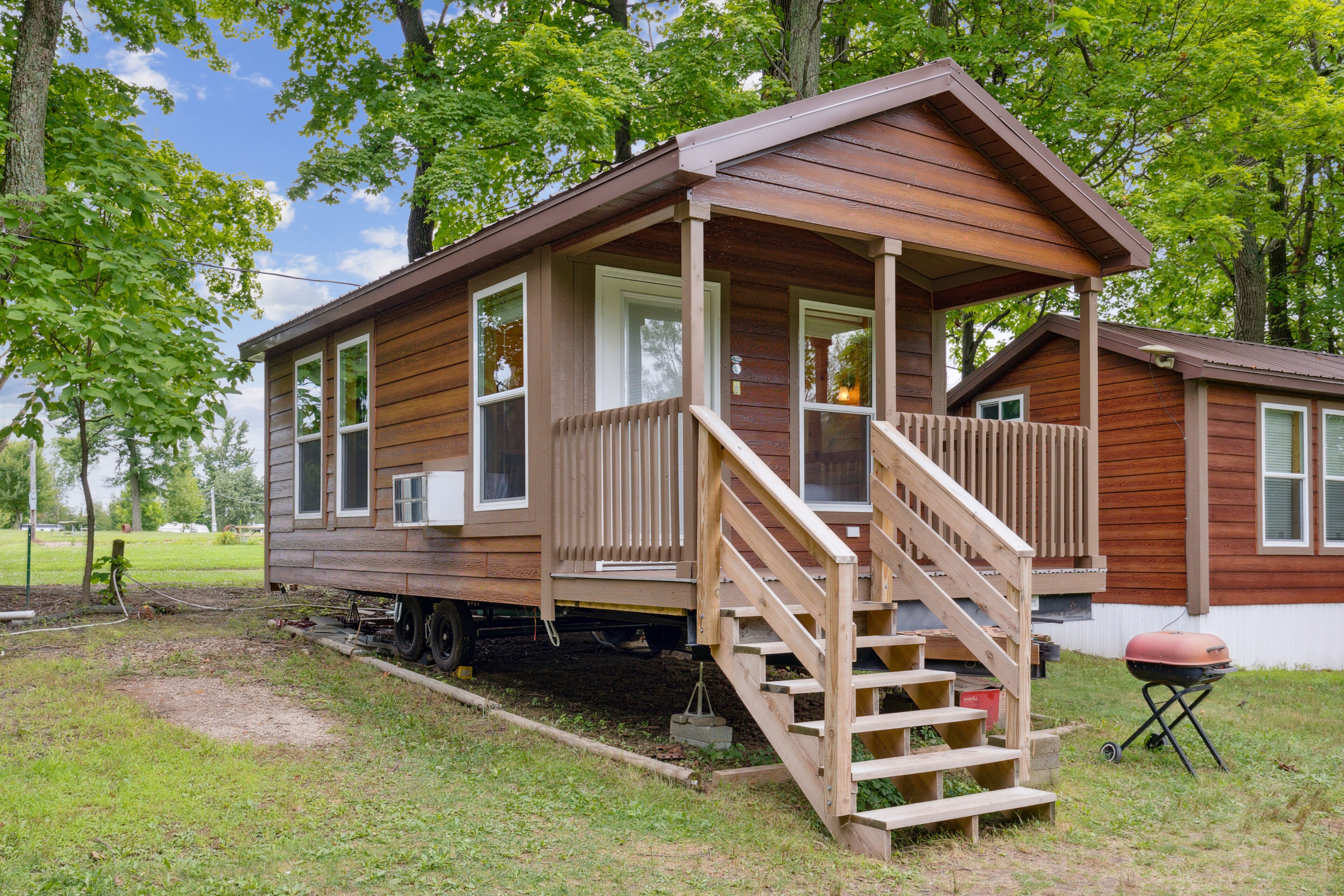 Ways to Stay at Jellystone Park™ Cleveland Sandusky