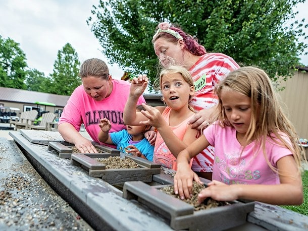 Gem Mining at Jellystone Park™ Cleveland Sandusky