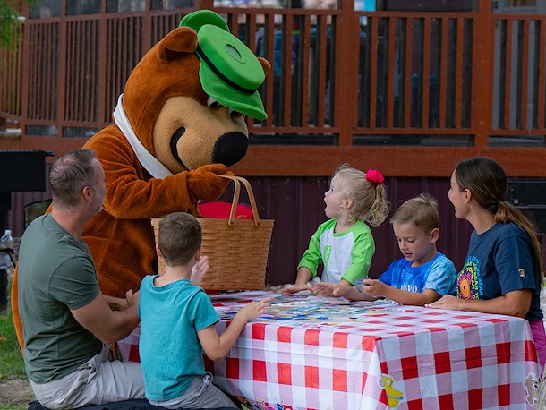 Donut Delivery at Jellystone Park™ Columbus North