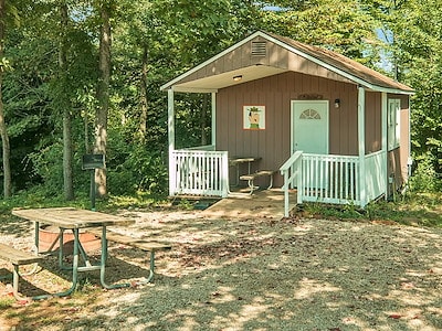Stay Your Way at Jellystone Park™ Hocking Hills