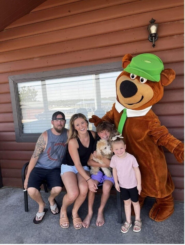Yogi Bear™ Cookie Delivery at Jellystone Park™ Lake Eufaula