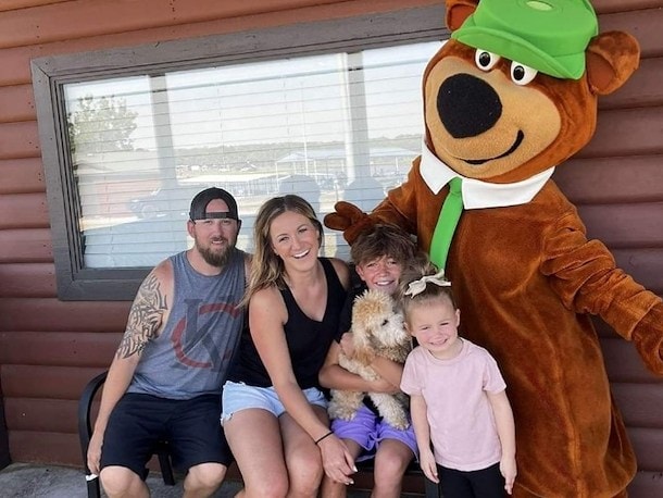 Yogi Bear™ Cookie Delivery at Jellystone Park™ Lake Eufaula