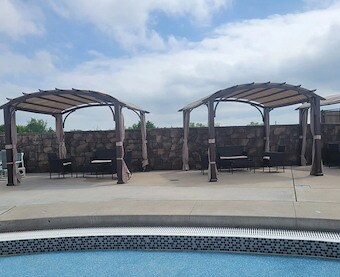  Cabana Rentals at Jellystone Park™ Keystone Lake