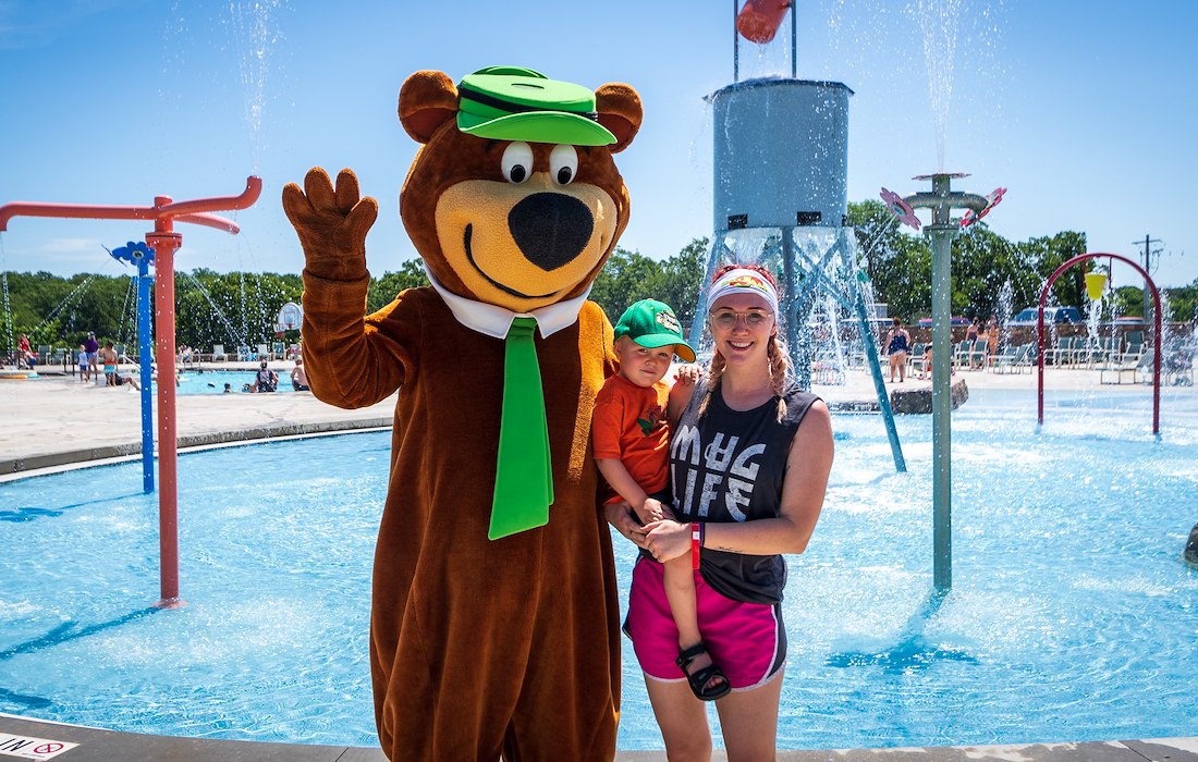 Splashground at Jellystone Park™ Keystone Lake