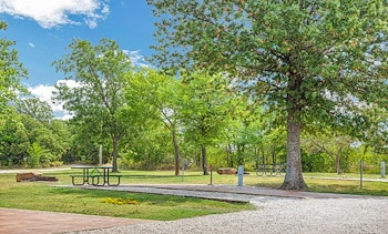 RV Sites at Jellystone Park™ Keystone Lake