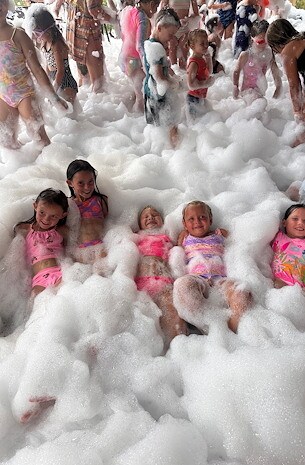 Dance Parties at Jellystone Park™ Kozy Rest