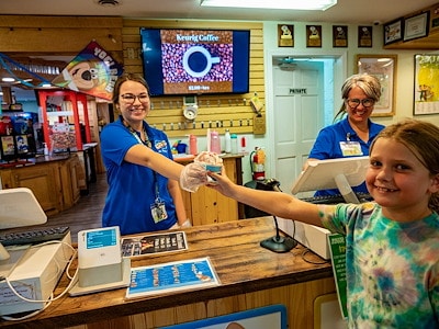 Pic-a-Nic Basket at Jellystone Park™ Kozy Rest