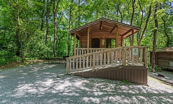 Lodging at Jellystone Park™ Lancaster County
