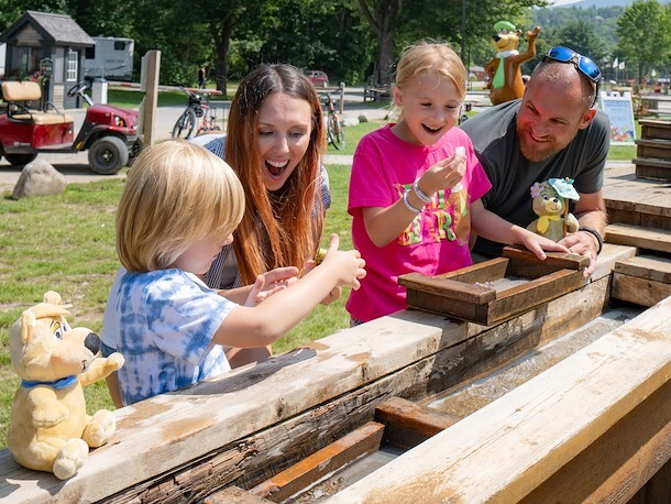 Have a Family Treasure Hunt at Jellystone Park™ Quarryville