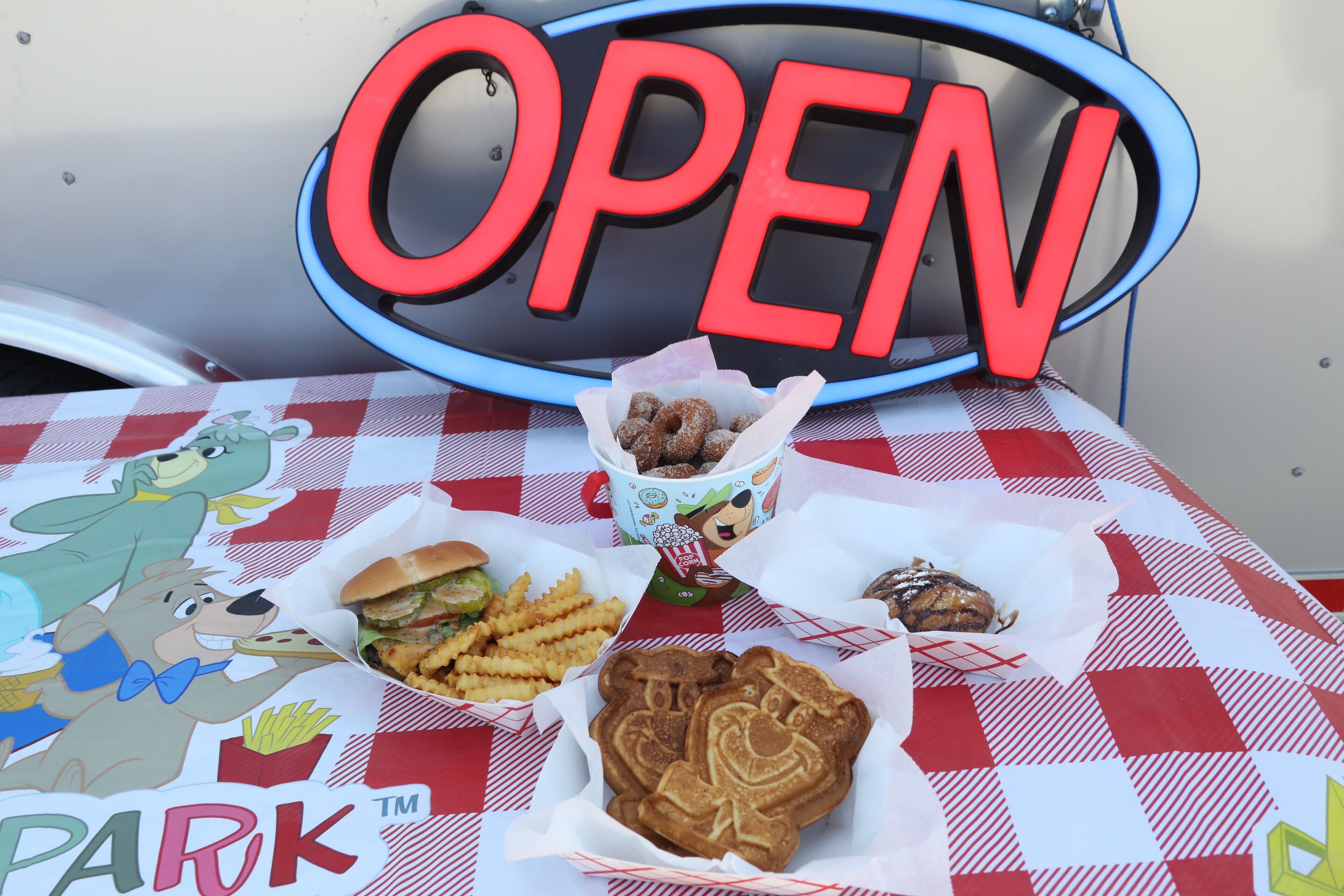 Food Truck in Jellystone Park™ Sioux Falls