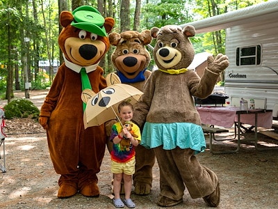 Activities & Characters at Jellystone Park