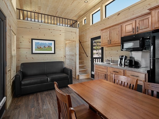 All the Comforts of Home at Jellystone Park