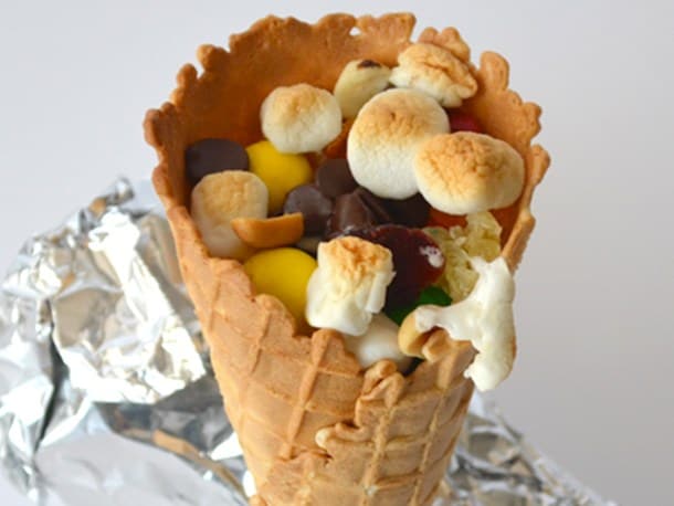 Campfire Cones in Jellystone Park