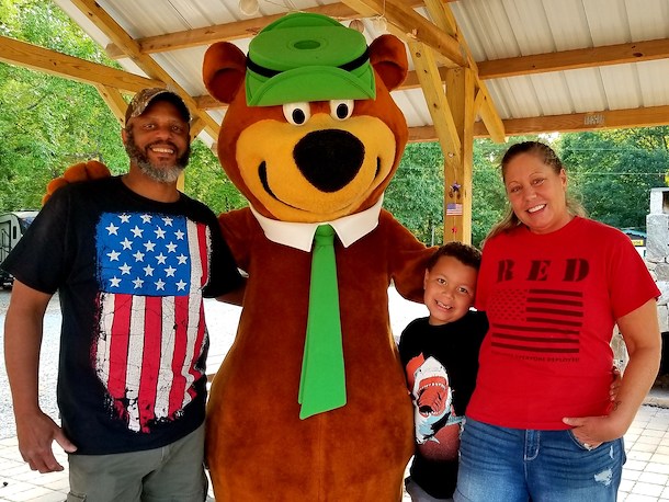Character Visits at Jellystone Park